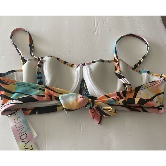 Sundazed Printed Becky Sized 32C Bikini Top NWT - Picture 2 of 3
